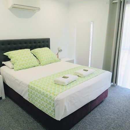 The Shores Holiday Apartments Mackay Rom bilde